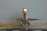 ورود هواپیمای ظریف بعداز توافق به فرودگاه مهرآباد