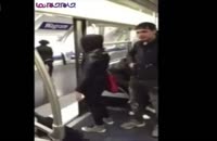 پسر جوان عقده ای روانی دیوانه در مترو