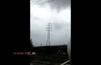 خودکشی یک زن روی کابل‌های برق