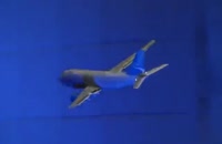 پرواز جالب یک هواپیما مسافربری در سالن!