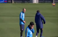 شوخی بازیکنان بارسلونا درآخرین تمرین پیش از بازی با والنسیا